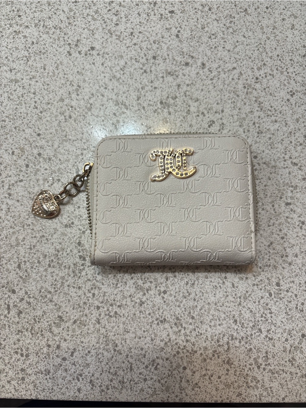 Juicy Couture Cream Logo-Embossed Zip Wallet with Gold Hardware